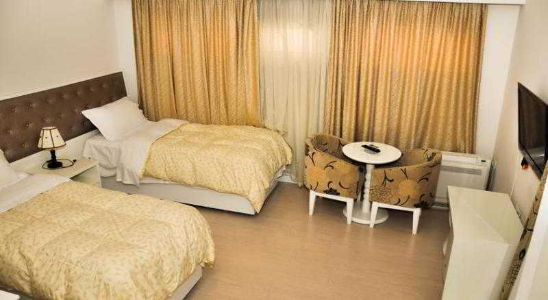 Comfort Hotel Tirana